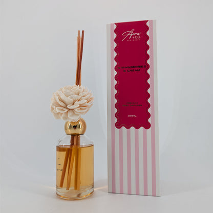 200ml Signature Diffuser - Strawberries & Cream
