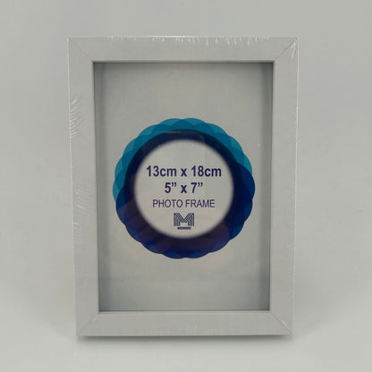 Super 5x7 Inch White Photo Frame image 0